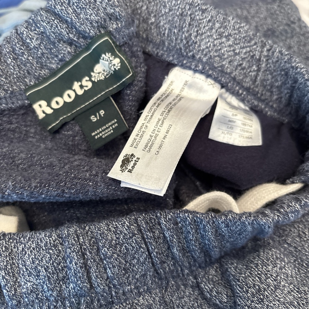 Blue ROOTS sweatpants - Picture 7 of 7